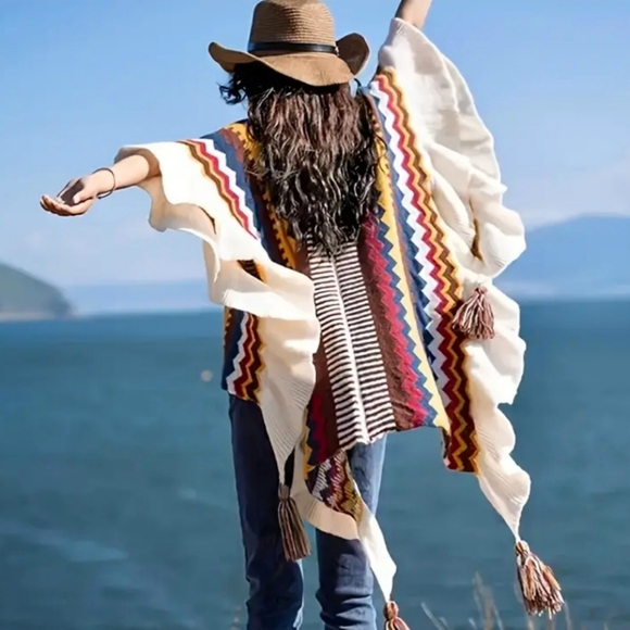 Bohemian Shawl - Picture 2 of 5